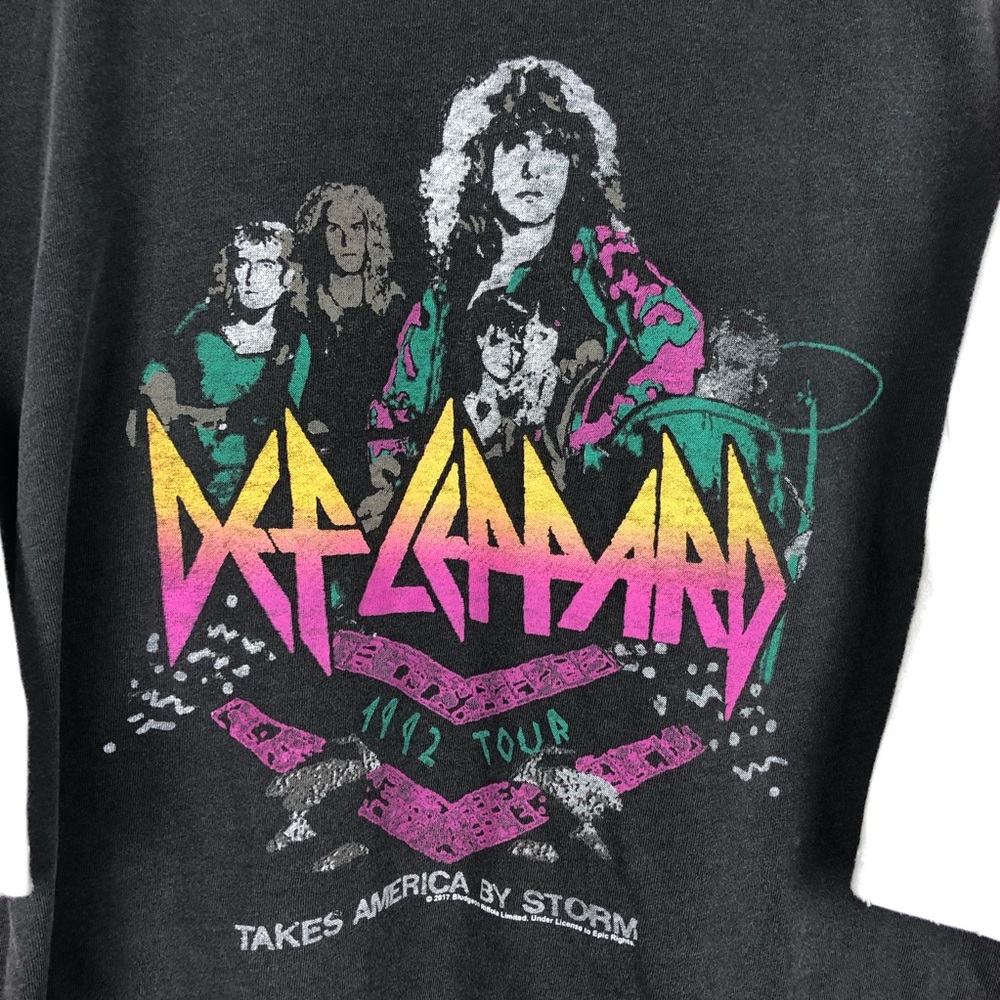 Torrid Def Leppard Distressed Raglan T-Shirt - Picture 6 of 7